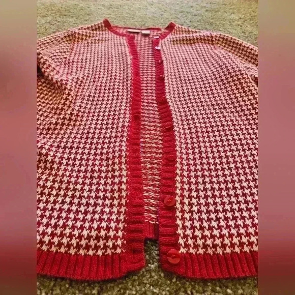 Red & White Herringbone Cardigan, Size XL - Picture 5 of 6